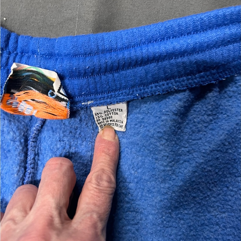 Men Shorts - Picture 5 of 5